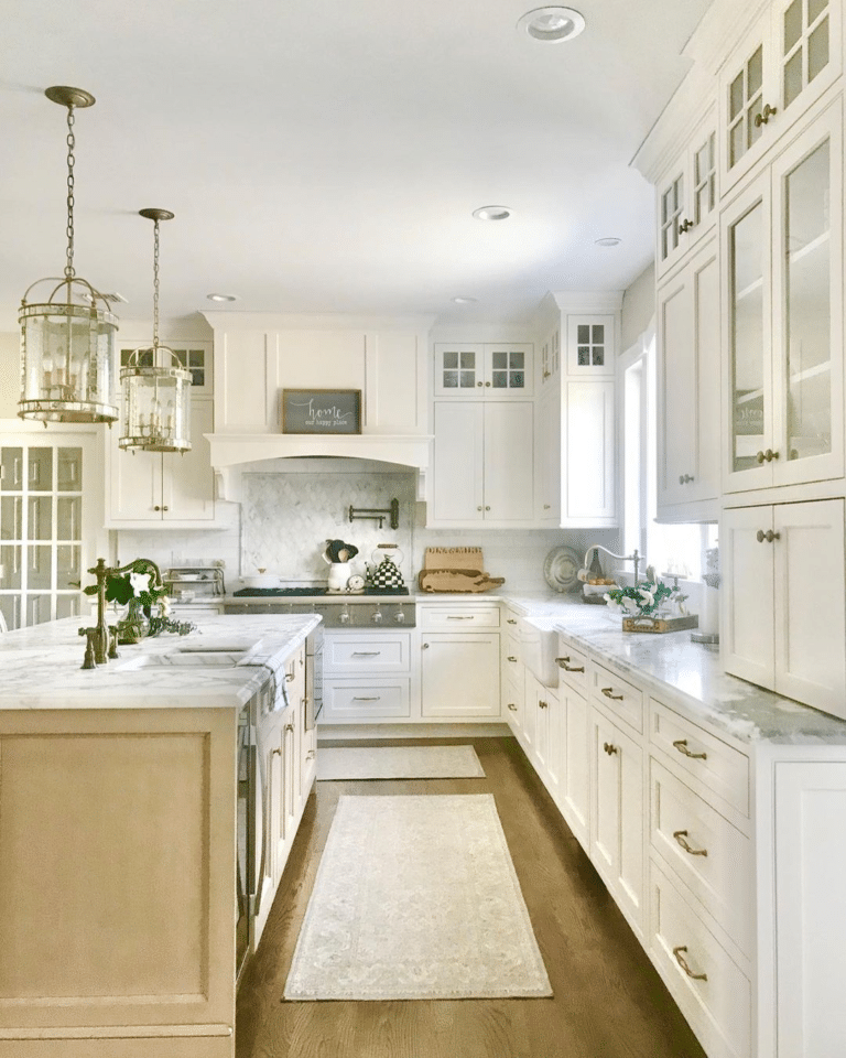 45 Classy White Kitchen Cabinets With White Countertops - Drop By My Home