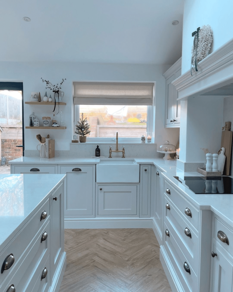30 Good Shaker Cabinets With Handles Ideas - Drop By My Home