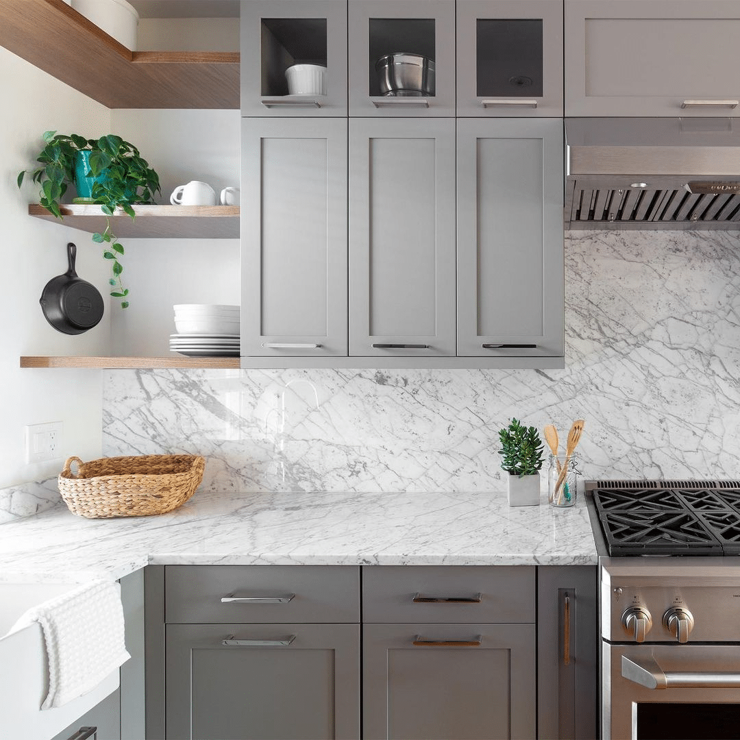 25 Beautiful And Unique Backsplash With Grey Cabinets Designs - Drop By ...