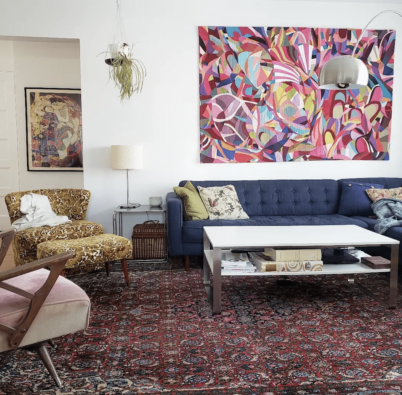 30 Pretty And Lively Living Room Carpet Ideas You Should Try - Drop By ...