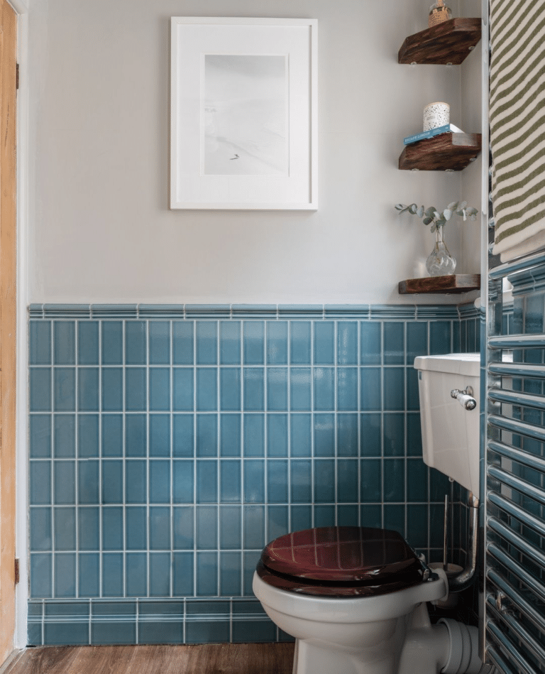 25 Mind Blowing Blue And Grey Bathroom Ideas You Will Love - Drop By My Home