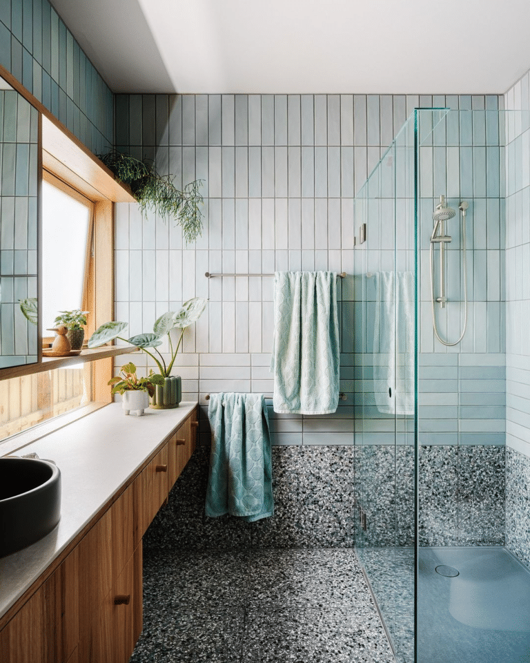25 Mind Blowing Blue And Grey Bathroom Ideas You Will Love - Drop By My Home