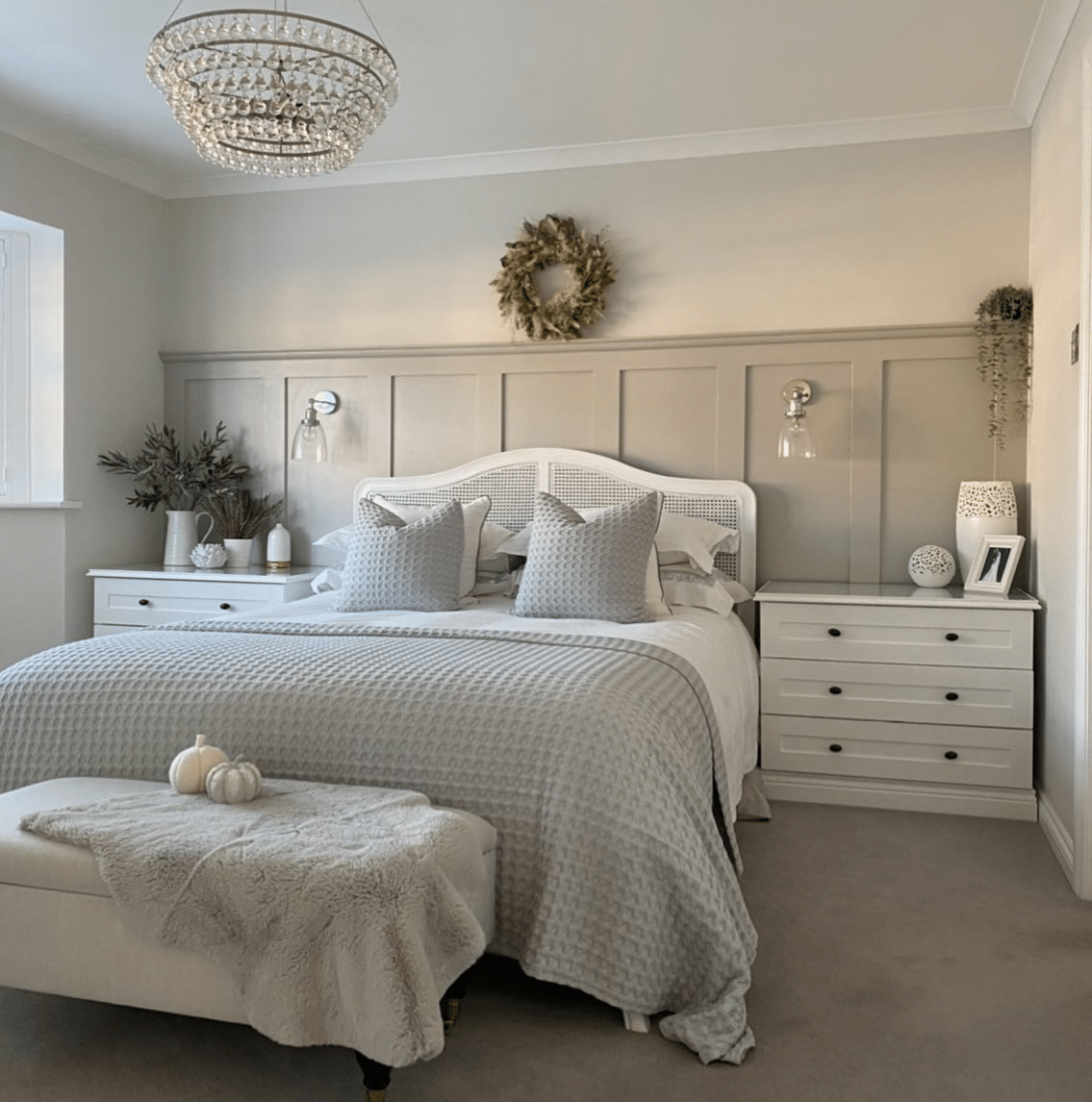 37 Stylish Bedroom Chandelier Ideas That Is Trending - Drop By My Home