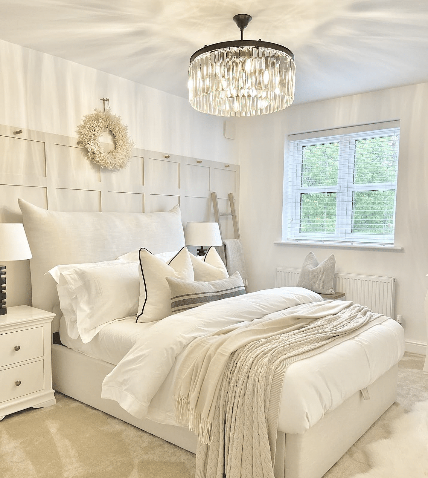 37 Stylish Bedroom Chandelier Ideas That Is Trending - Drop By My Home