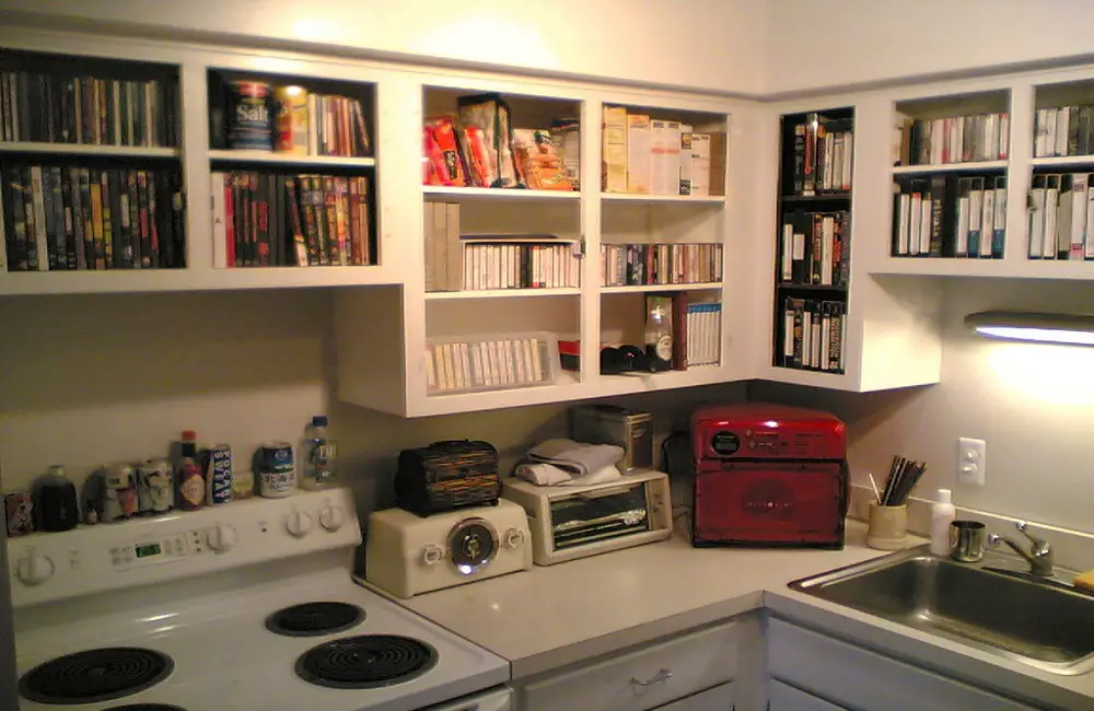 ways-to-organize-pots-and-pans-in-kitchen-cabinets